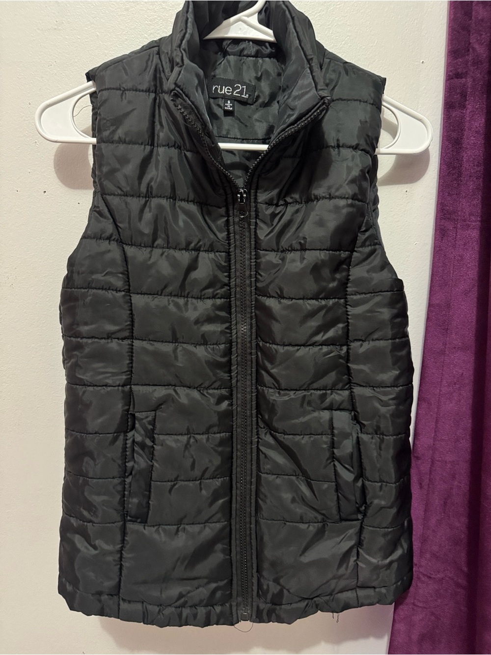 Rue21 Women's Black Quilted Puffer Vest